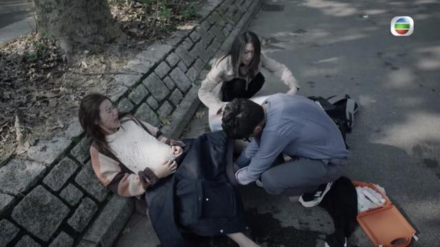 连诗雅|“绯闻女王”连诗雅，TVB新剧再演专业人士，感情仍处空窗期