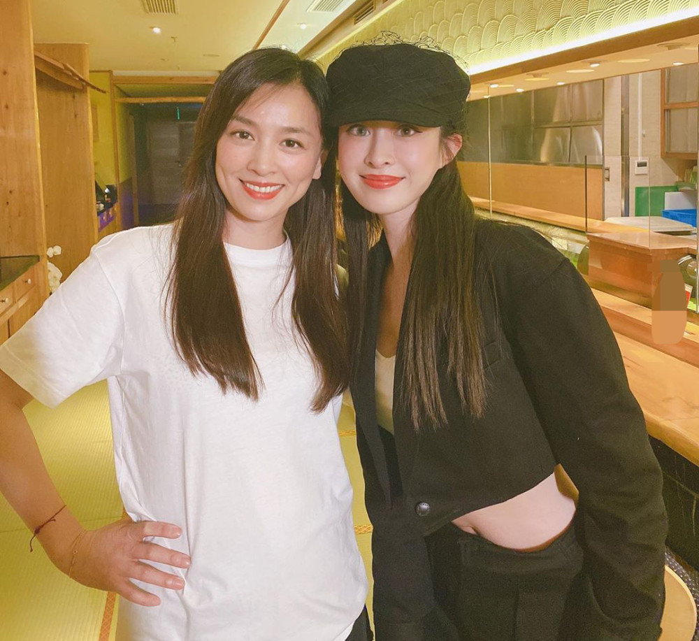 李小璐|要复出？李小璐与张庭王若雪明道聚餐，50岁张庭更显年轻