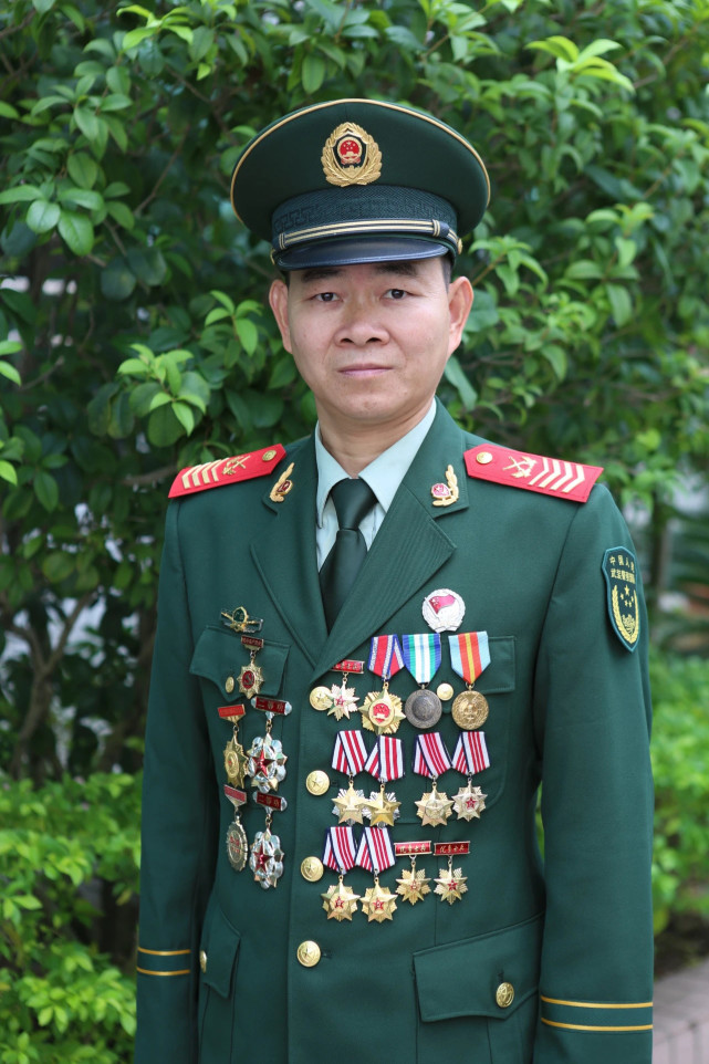 一级警士长蒋云忐:从瑶山里走出的"特区兵王"
