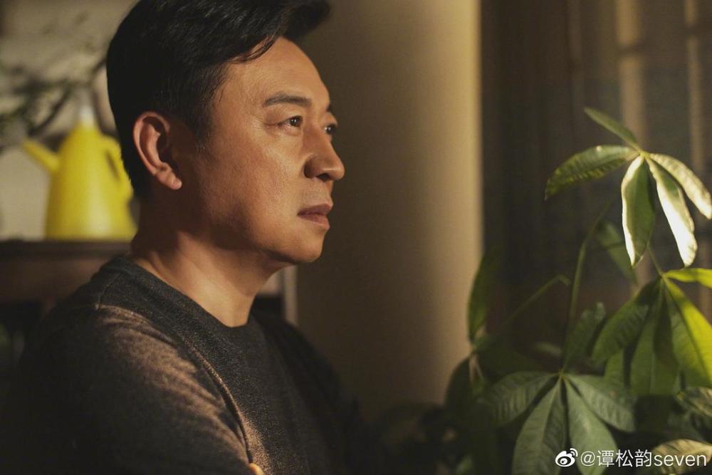 以家人之名出演中国式父亲张晞临生活中的我不这样