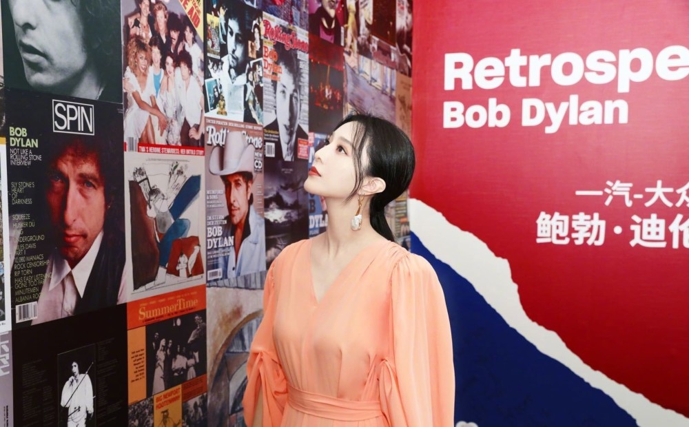 范冰冰|范冰冰终于回归！工作室发文认证参与到知名导演的个展，感知人情