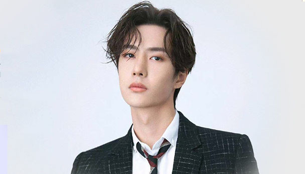 肖战|肖战今天爆出新图片，这次有了很大的突破，真的为肖战感到高兴