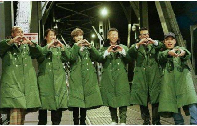 德云斗笑社|看完《德云斗笑社》多日后，我心情复杂的写下这篇文章