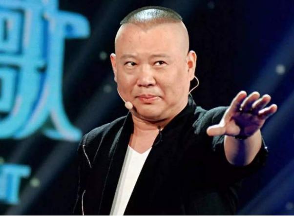 德云斗笑社|看完《德云斗笑社》多日后，我心情复杂的写下这篇文章