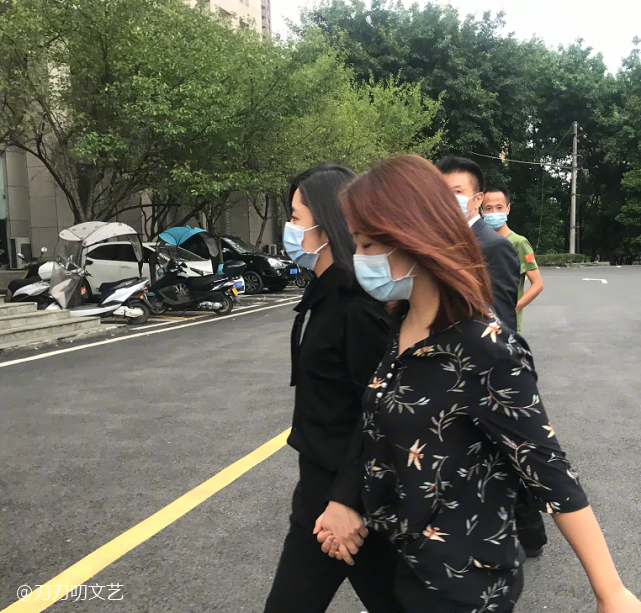谭松韵|索赔526万，谭松韵为妈妈讨公道，肇事者酒驾逃逸谁给的胆子？