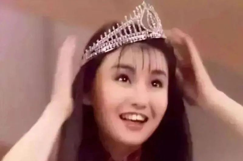 香港小姐|“李嘉欣接班人”夺得“最上镜港姐”的头衔，也救不了这场选美