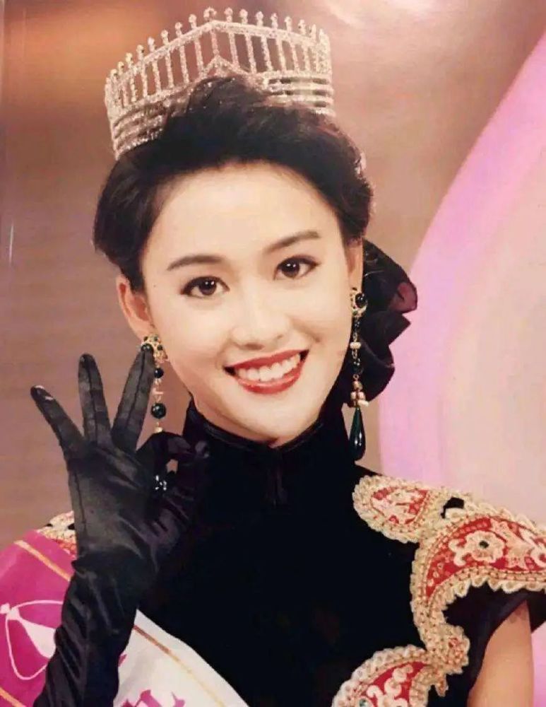 香港小姐|“李嘉欣接班人”夺得“最上镜港姐”的头衔，也救不了这场选美