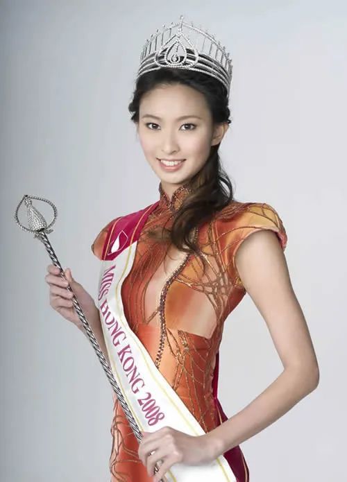 香港小姐|“李嘉欣接班人”夺得“最上镜港姐”的头衔，也救不了这场选美