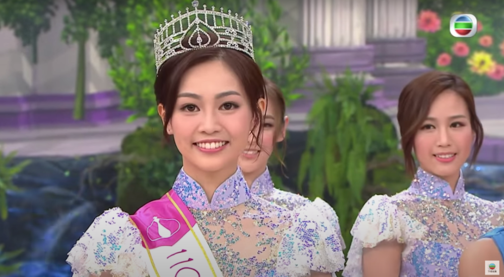 香港小姐|“李嘉欣接班人”夺得“最上镜港姐”的头衔，也救不了这场选美