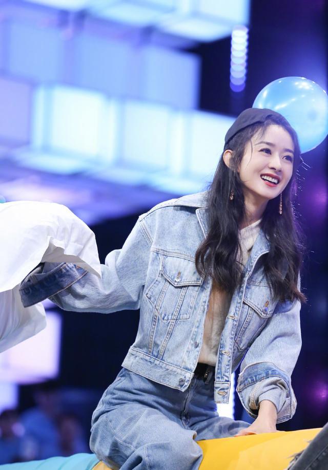 中餐厅|《中餐厅》的坠落！开黑赵丽颖后道歉称失误，卖惨没用被万人恶评