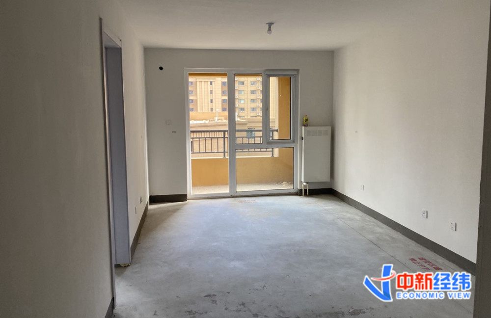 房源|中介兜售安置房：售价仅为周边1/2、有人拉整一箱现金来买