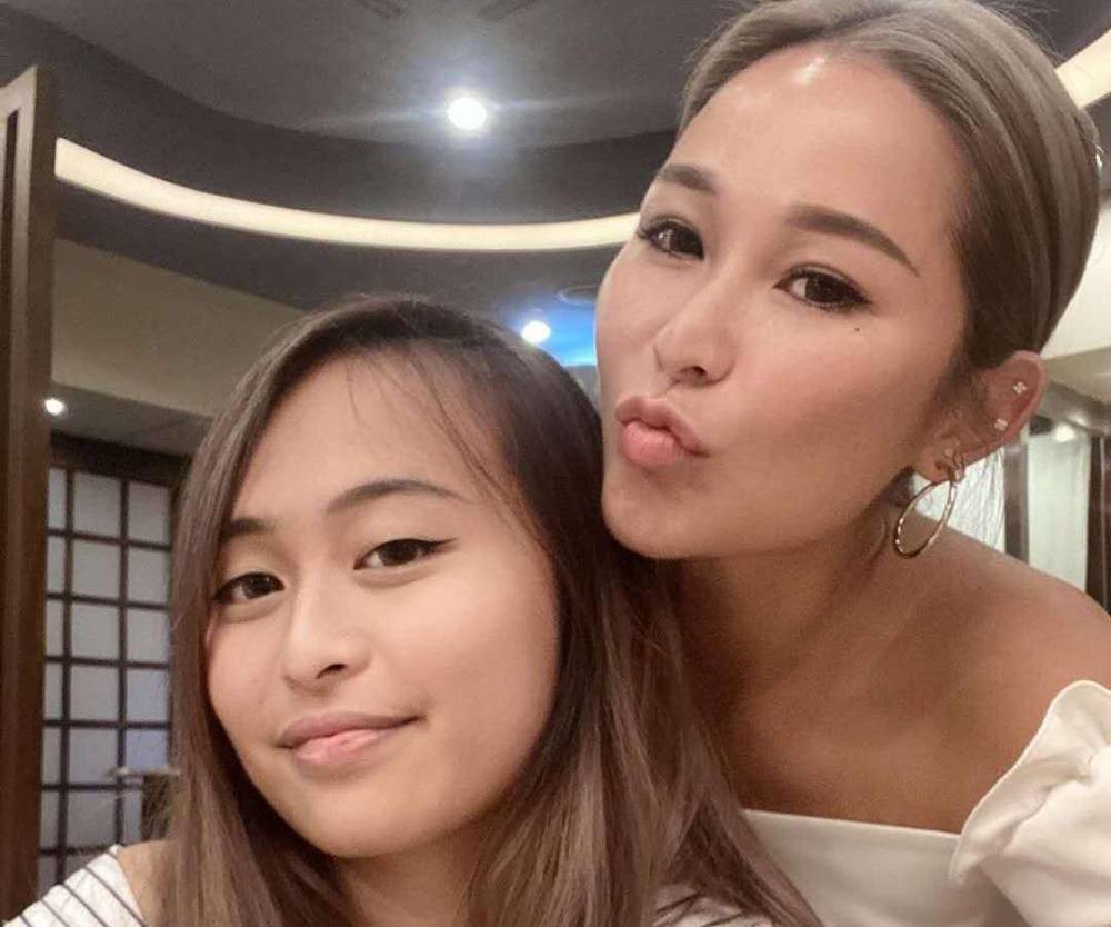 洗米嫂|洗米嫂“神隐”多日更动态，晒与18岁女儿同框照，脸部好似瘦一圈