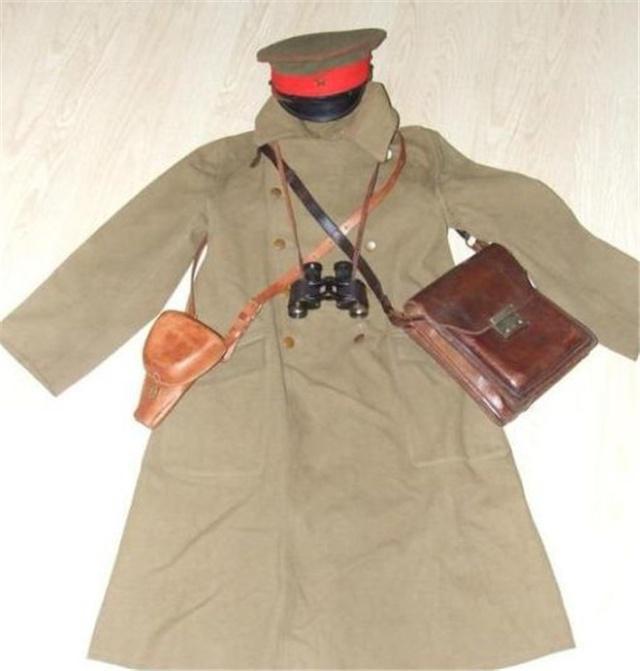 日军大衣有多恐怖我军缴获后得加工再处理几乎没人直接穿