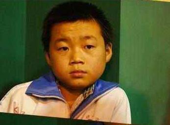 王宝强|王宝强新女友曝光，不求名分为其母亲披麻戴孝，前妻马蓉终于发声