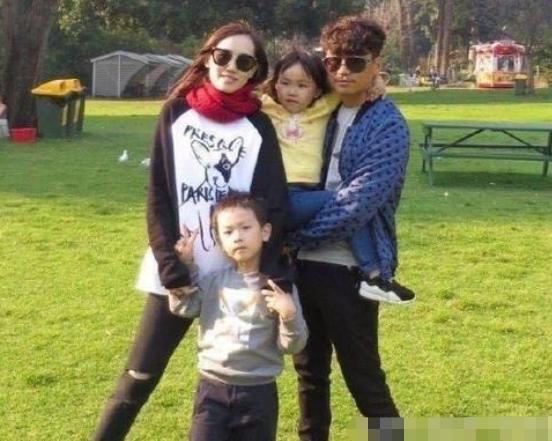 王宝强|王宝强新女友曝光，不求名分为其母亲披麻戴孝，前妻马蓉终于发声