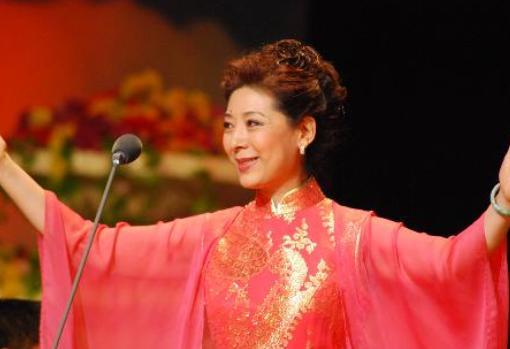 关牧村|一级演员关牧村，曾捡烂菜充饥，被丈夫家暴，后嫁高官被宠21年