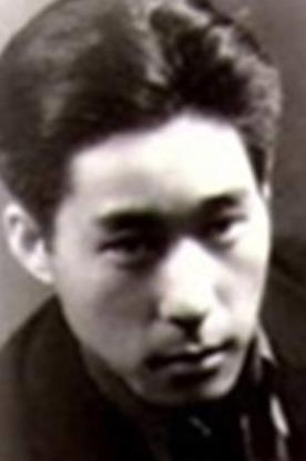 魏鹤龄|老实人魏鹤龄：3婚共9个子女，感情经历被改编成话剧