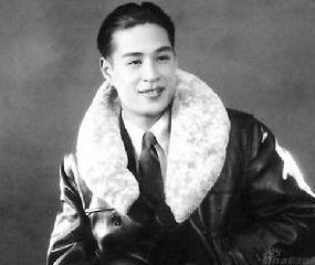 魏鹤龄|老实人魏鹤龄：3婚共9个子女，感情经历被改编成话剧