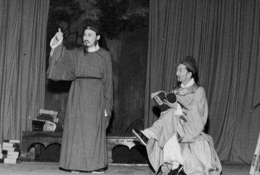 魏鹤龄|老实人魏鹤龄：3婚共9个子女，感情经历被改编成话剧