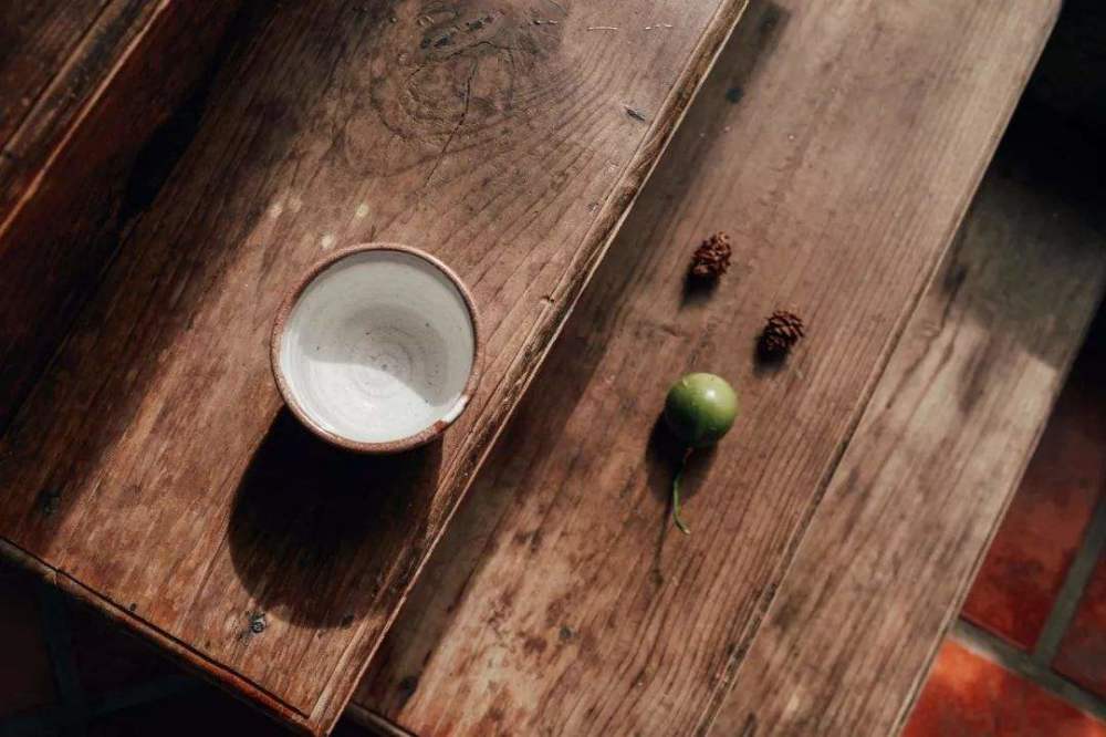 黄庭坚|黄庭坚七岁时写的一首诗，字字明白如话，却要人到中年才能读懂！