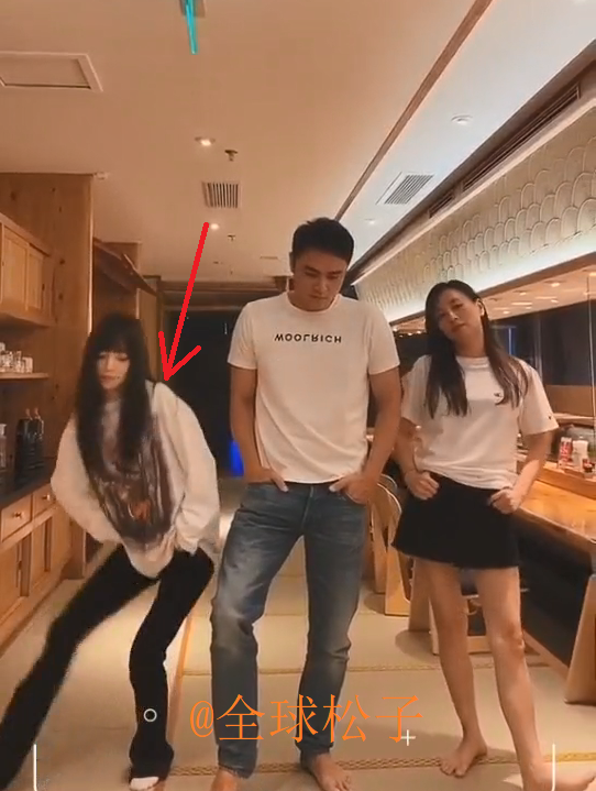 唐宫美人天下|《美人天下》播出9年主演再聚，张庭连续夸赞李小璐“善良”