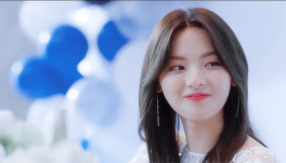 仲夏满天心|《仲夏满天心》刚开播，就力压《家人》，杨超越不愧是热度女王