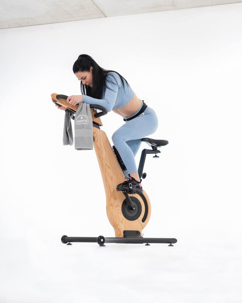 别样的动感单车,这款健身车比自行车好看,宅家的骑行体验!