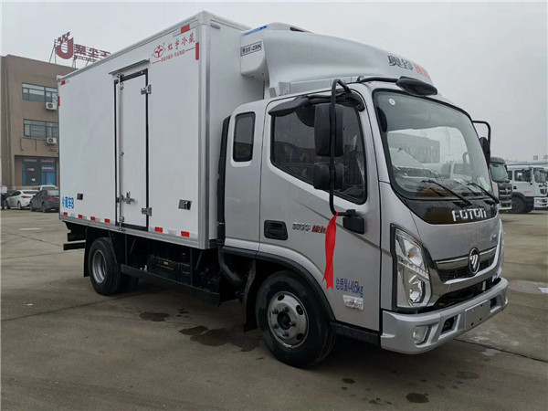 高端輕卡冷藏車 福田奧鈴4.2米肉鉤冷藏車高清圖片