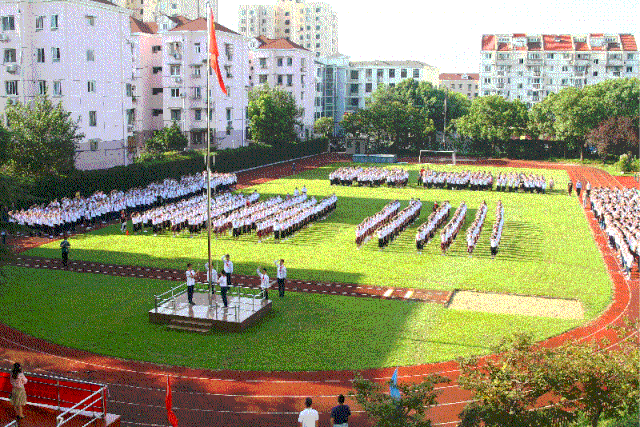 热爱劳动"主题活动静安区新闸路幼儿