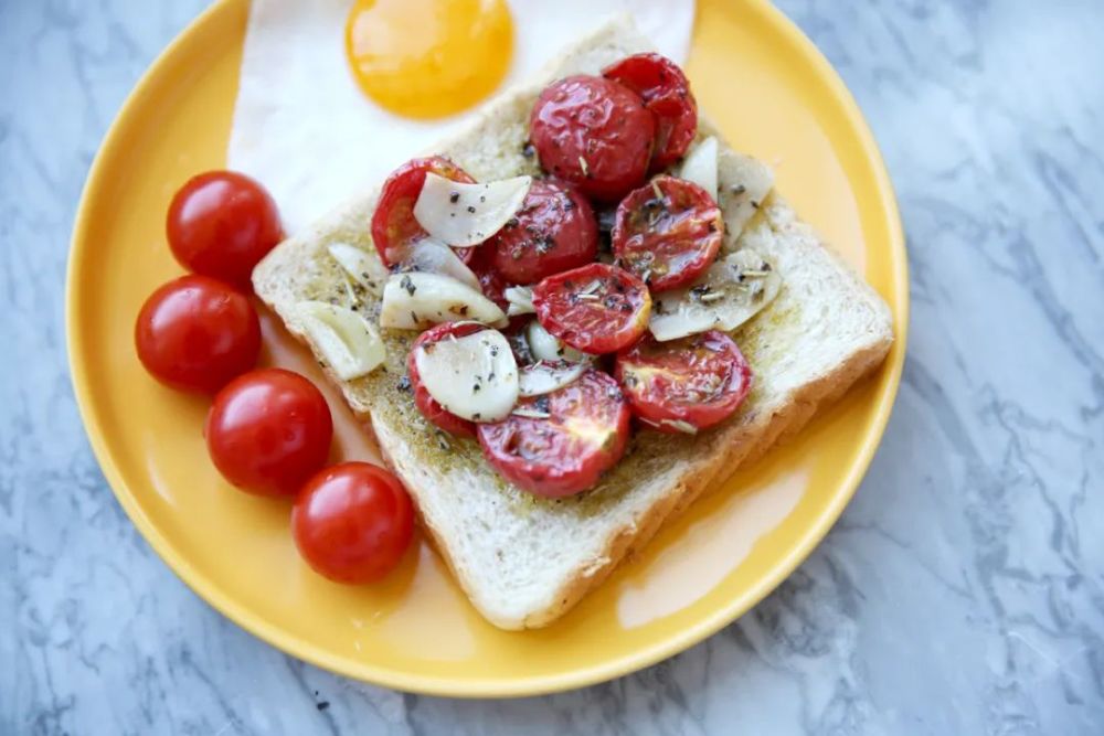 减肥|为什么你辛苦节食，反而越来越胖？