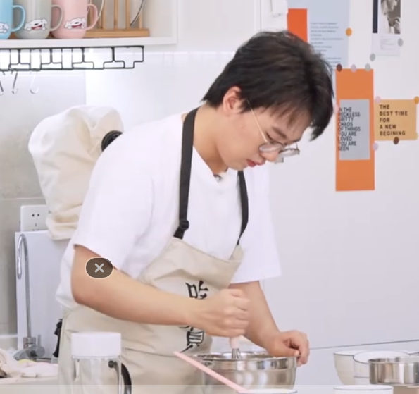 郭麒麟|范丞丞郭麒麟相处渐入佳境，提到谁更了解蔡徐坤？小细节说明一切