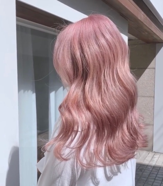 一白遮百丑,推荐几款夏日超显白的神仙发色