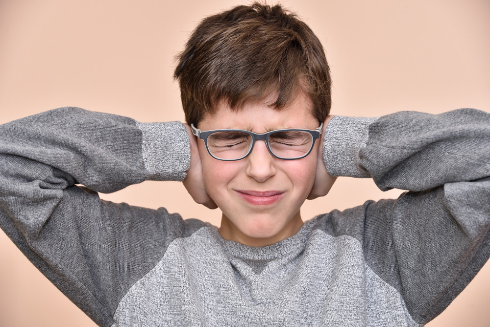 经常能听到耳朵嗡嗡嗡响?要如何摆脱耳鸣?