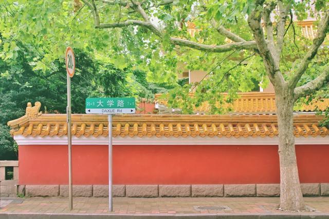 青岛第一网红大学路你到底有啥好逛的