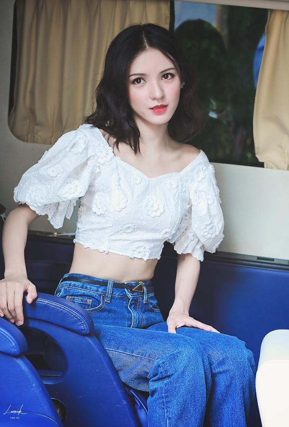 女神张予曦:第4675期气质潮流美图欣赏