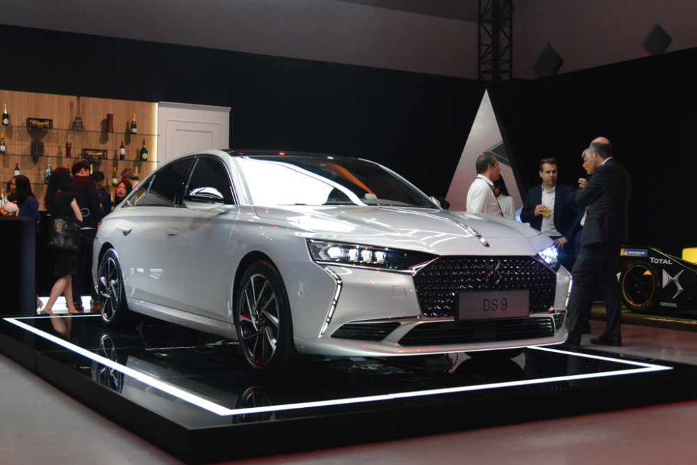 在长安汽车将psa股份与ds工厂卖给宝能汽车之后,ds取消了"谛艾仕"中文