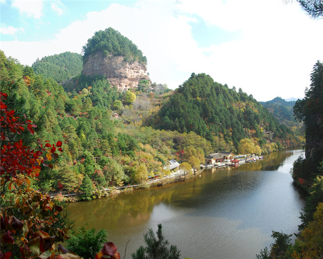 天水麥積山有東方雕塑館的美譽中國四大石窟之一