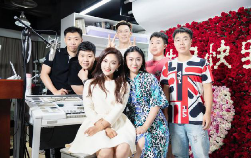 玖月奇迹|玖月奇迹一年未合体演出，被猜测离婚实锤，他的一个举动破除谣言