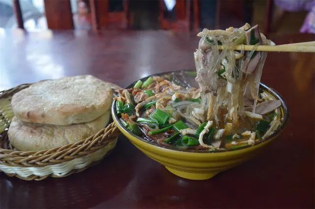 禹州风味美食顺店杂炣