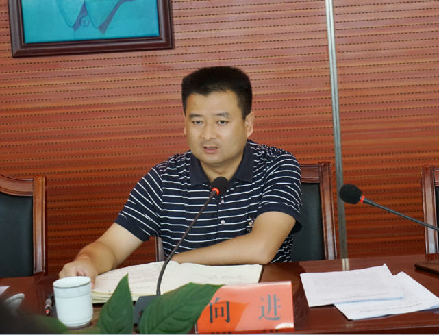 封面湘西 2020-09-01 17:13:31 8月31日,永顺县人民政府副县长向进 