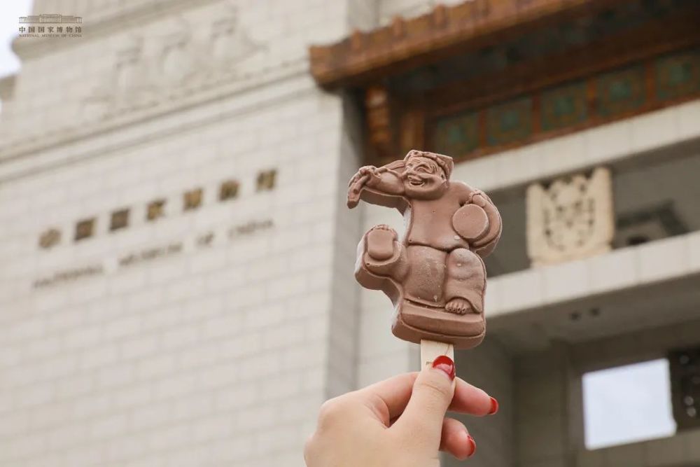 中国国家博物馆|继故宫后国博也加入文物雪糕大战，文创出圈要靠吃货？