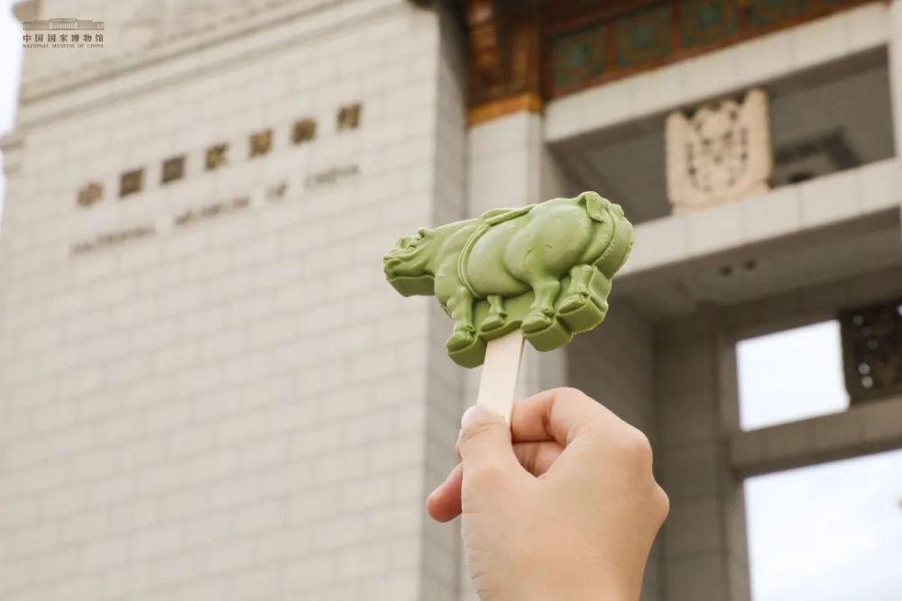中国国家博物馆|继故宫后国博也加入文物雪糕大战，文创出圈要靠吃货？