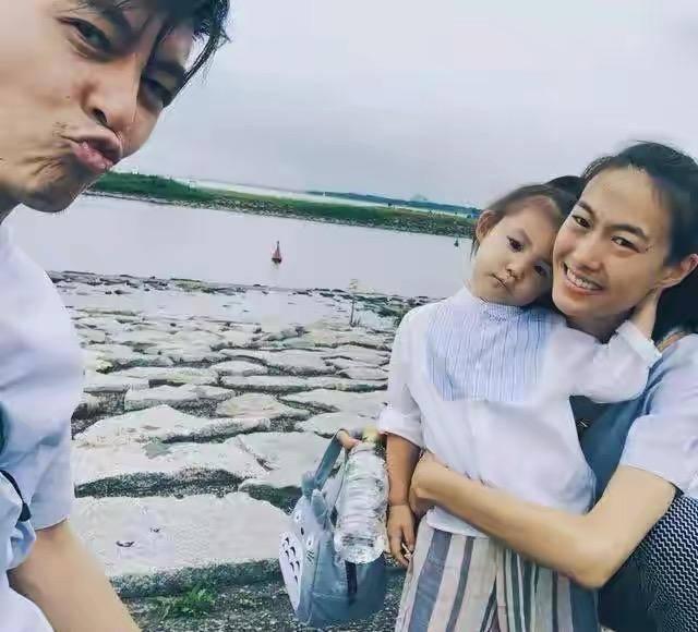 陈冠希|顶着压力给陈冠希未婚生女，不惜抛去亚洲超模身份的秦舒培图什么