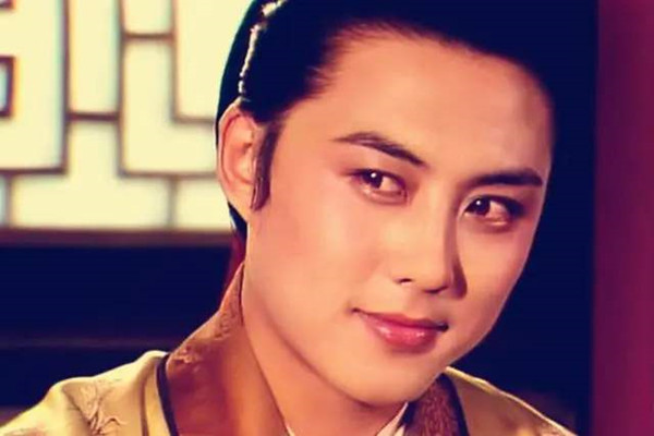 王熙凤|从神妃仙子到夜叉婆，贾琏和王熙凤从蜜里调油到休妻，发生了啥事