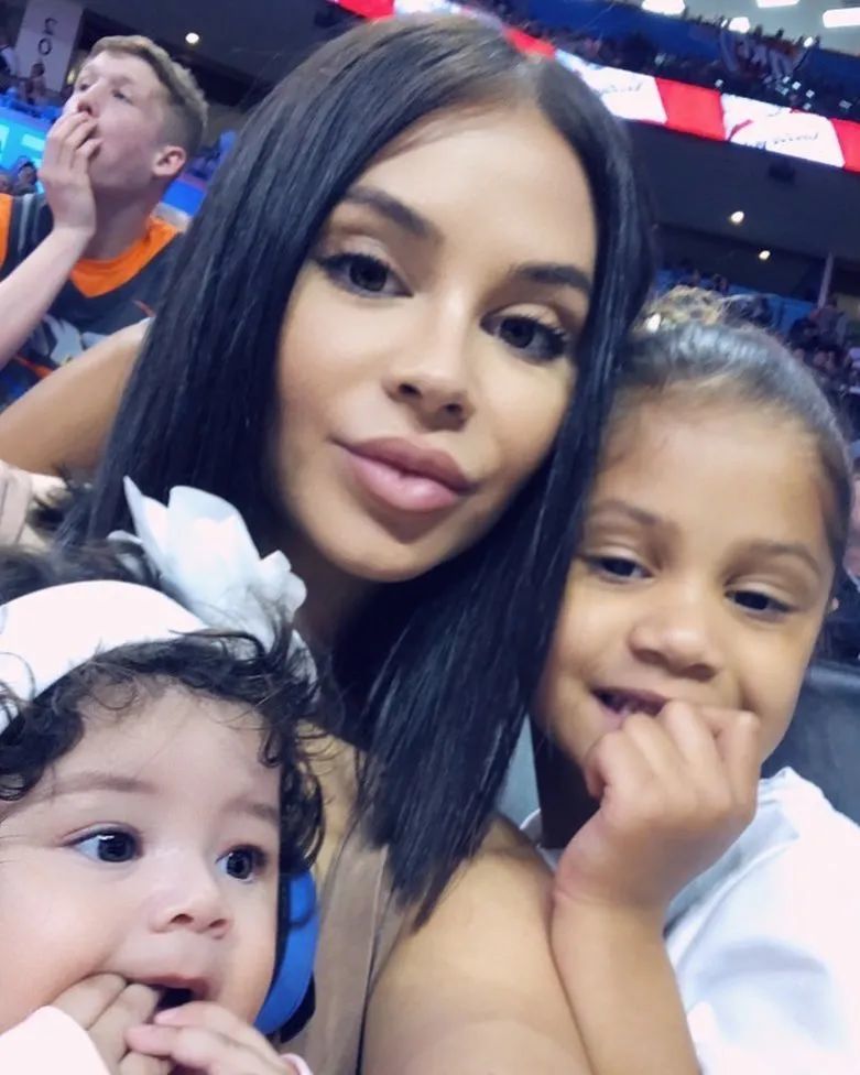 神吐槽抢七圣保罗打爆404末节15分杀死比赛乔治女友入住园区小卡估计