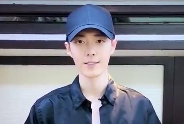 肖战|肖战遭网络暴力6个月，现身宣传网络安全，模样消瘦惹心疼