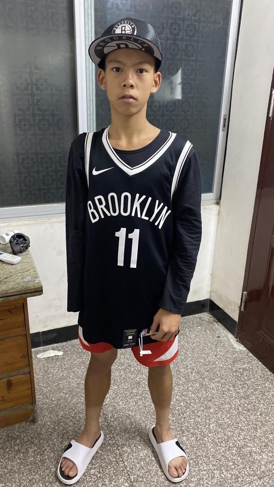 篮球快讯:张家城获篮网老板邀请 新疆官宣长栋转会 北京迎强援