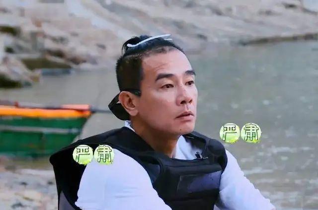 陈小春|陈小春为应采儿做催乳汤，从山鸡哥变煮夫，用擦碗布洗鱼却穿了帮