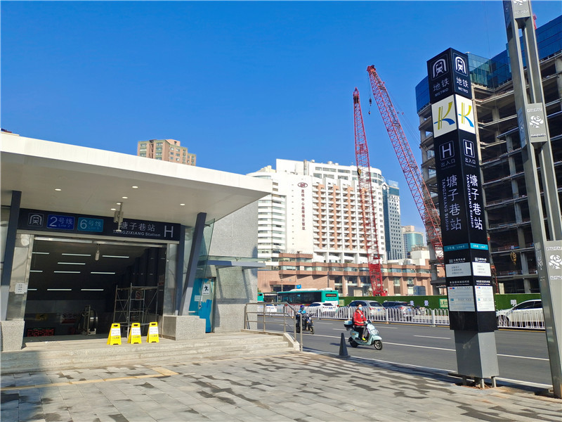 还路于民拓东路地铁施工围挡拆除6号线二期塘子巷站a口显真面目