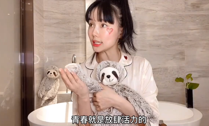 浪姐|《浪姐》个人冲浪榜：孟佳遥遥领先，李斯紧追万茜，伊能静垫底